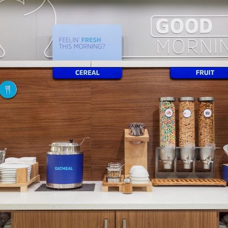 Holiday Inn Express And Suites Chanute By Ihg Eksteriør billede
